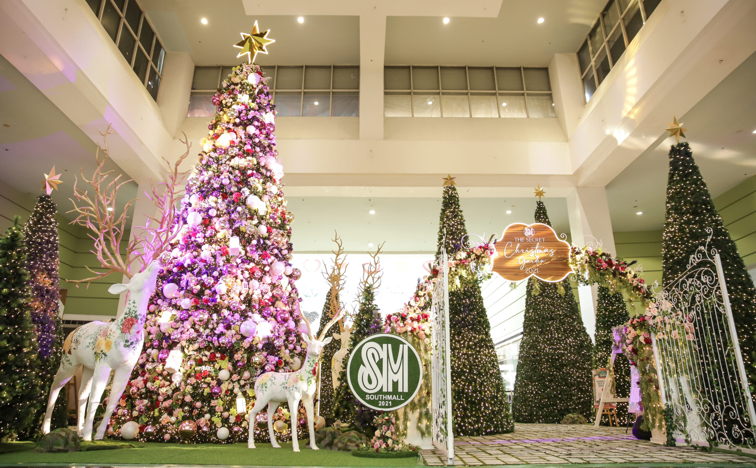 Visit the Secret Christmas Garden at SM Southmall!
